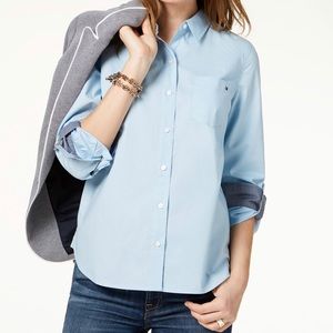 Tommy Hilfiger
Roll-Tab Button-Up Shirt